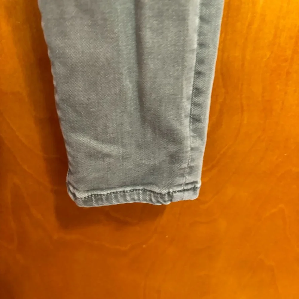 AMERICAN EAGLE JEANS 4 Green‎ Super Stretch Distressted